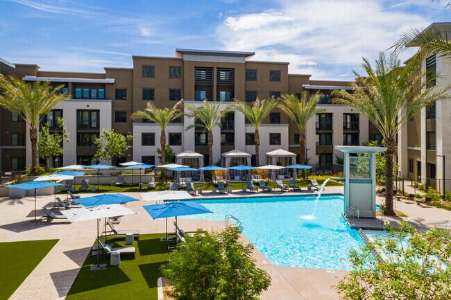 Broadstone Grand At Papago Park Apartments Tempe Az Apartments Com