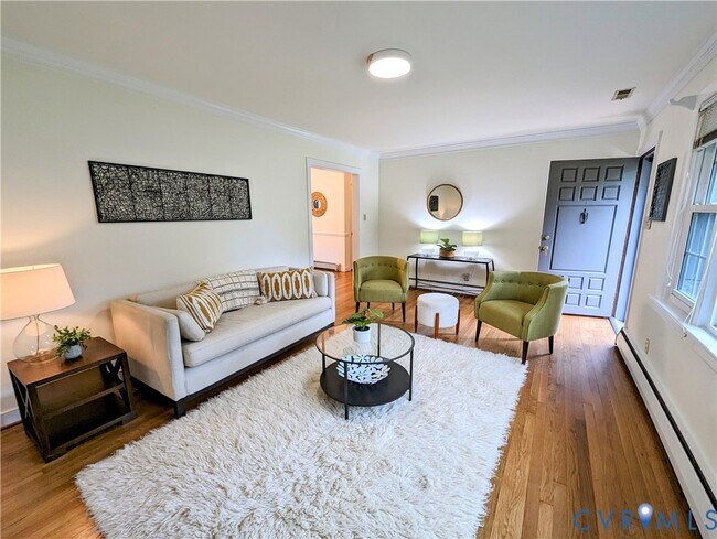 Foto del edificio - 8401 Bronwood Rd