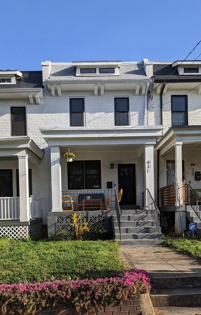 Building Photo - 431 Delafield Pl NW