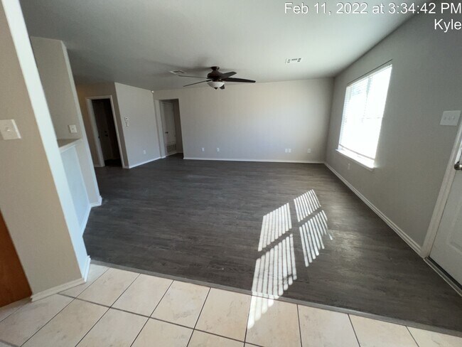 Foto del edificio - 232 Buttercup Way