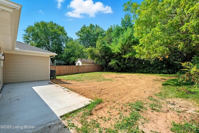 Foto del edificio - 6629 Ashbrooke Dr
