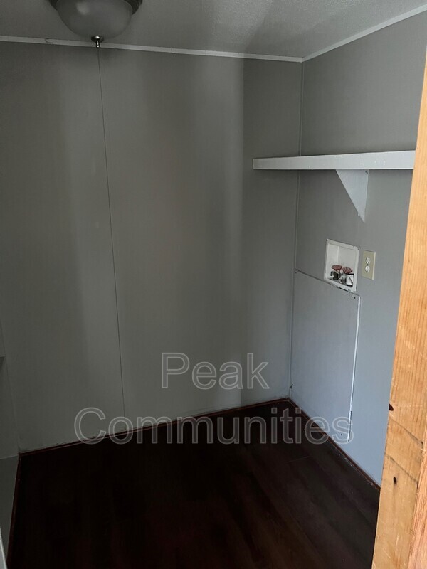 Building Photo - 4148 S Hydraulic St