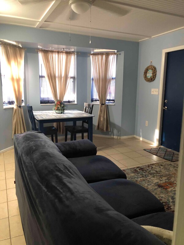 Foto del edificio - 801 11th Ave W