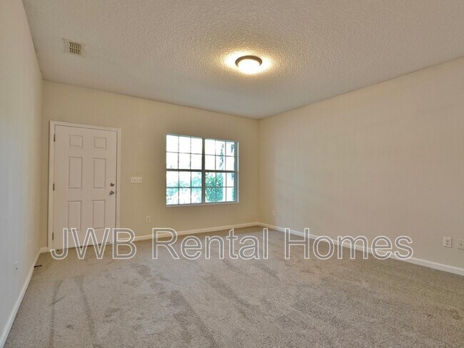 Foto del edificio - 1034 Brierfield Dr