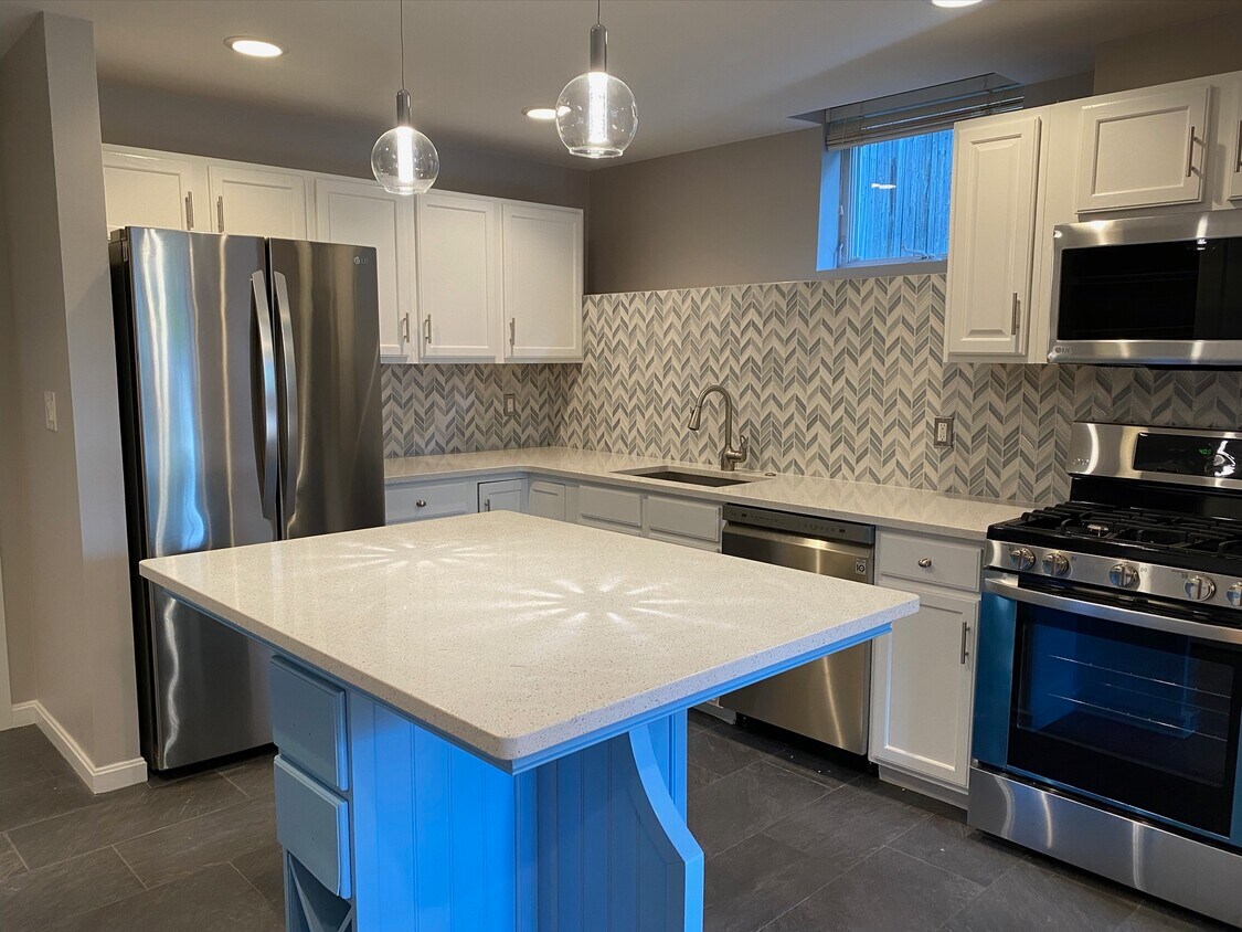 Foto principal - 2277 Massachusetts Ave