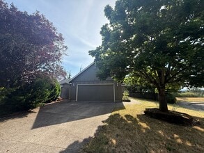 Building Photo - 407 SE 175th Ave