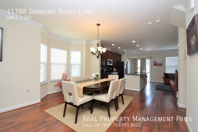 Building Photo - Qualify for a zero deposit? Deck backing t...