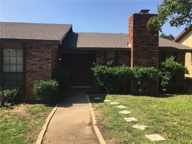 Building Photo - 5208 Reed Dr