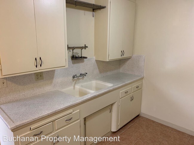 Foto del edificio - 2358-2374 Palermo Dr