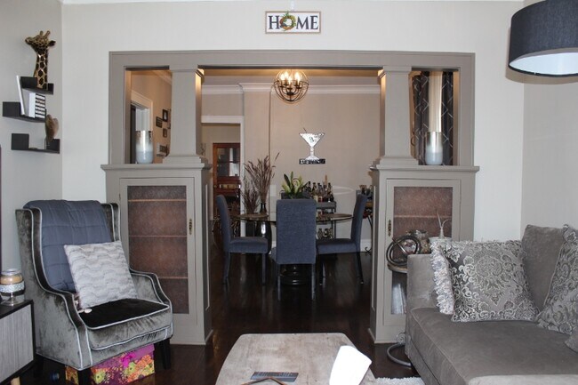 Foto del edificio - 3204 S Emerald Ave