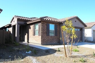 Building Photo - 12463 W Kaler Dr