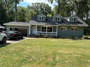 Building Photo - 34371 Puth Dr