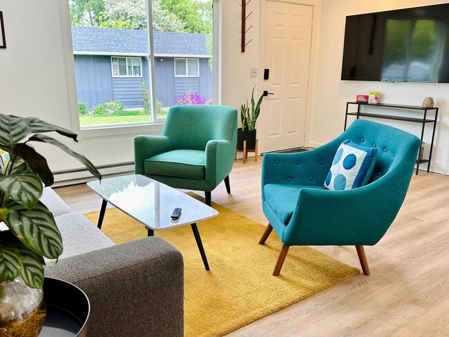 Building Photo - 2615 West St