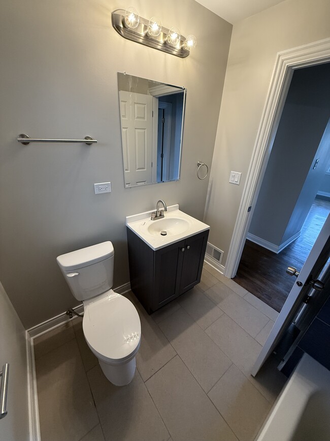 Upstairs bathroom #1 - 31 Webb St