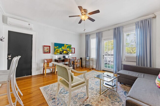 Foto del edificio - 2101 Kirkwood Ave