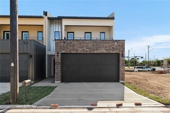 Building Photo - 914 Bicentennial Blvd