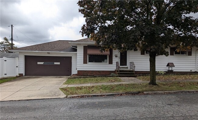 Building Photo - 5653 Cumberland Dr