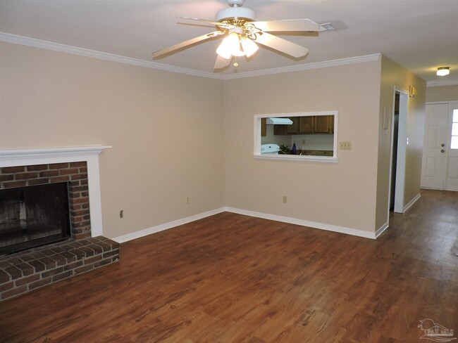 Building Photo - 3155 Belle Meade Dr