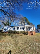 Building Photo - 1046 Jackson St