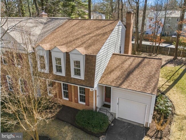 Building Photo - 5907 Wood Sorrels Ct