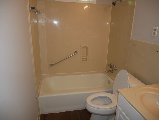 Foto del edificio - 6465 Southbridge Cove