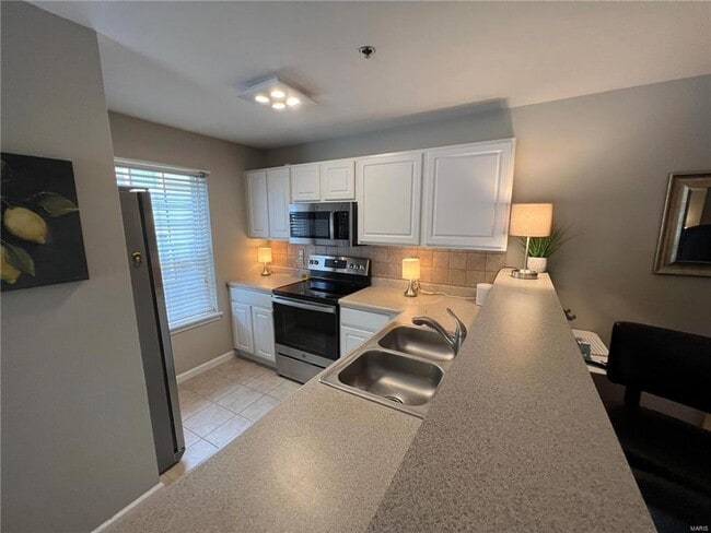 Foto del edificio - 1109 Arbor Creek Dr