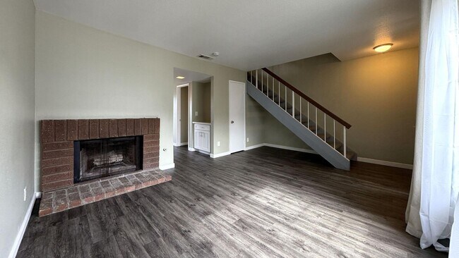 Foto del edificio - 1013 W Linden St
