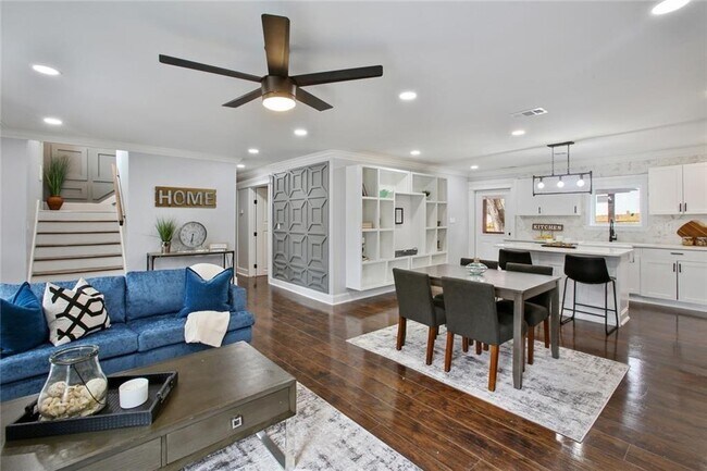 Foto del edificio - 3499 Fairlane Dr NW