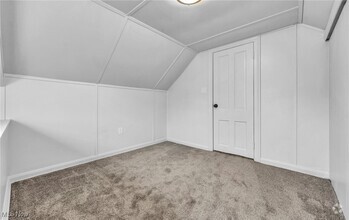 Building Photo - 3958 Lansdale Rd