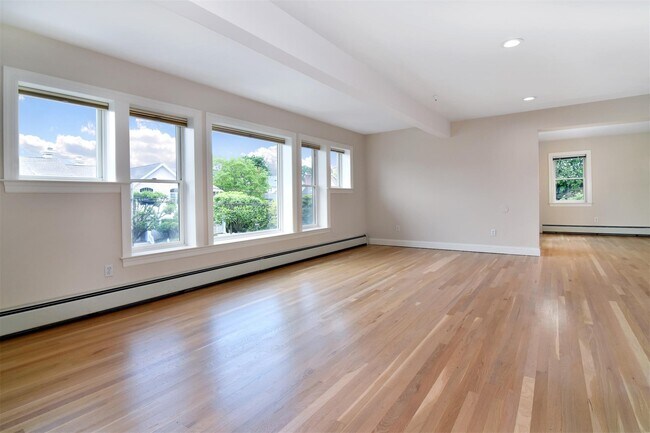 Foto del edificio - 38 Livingston Ave