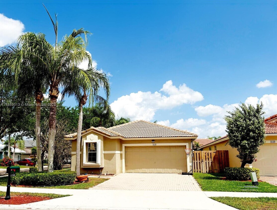 Foto principal - 4128 Sapphire Terrace