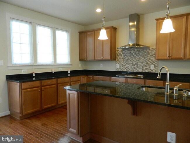 Building Photo - 10123 Wootton Crest Way