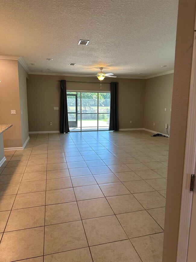 Building Photo - 2585 Las Calinas Blvd