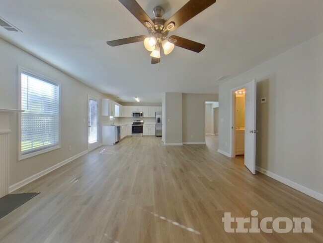 Foto del edificio - 629 Amberwood Dr