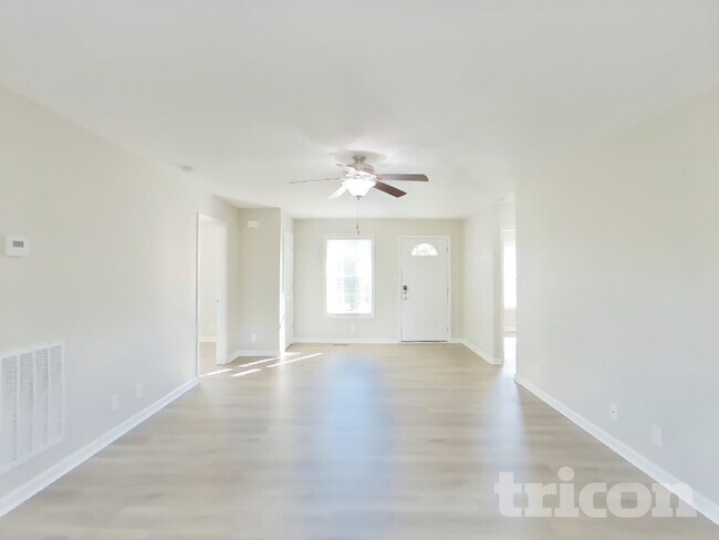 Foto del edificio - 504 Aurelia Lynn Dr