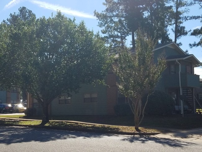 Building Photo - 102 Jodi Dr