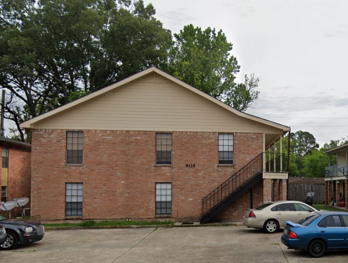 Primary Photo - 9135 Great Smokey Ave