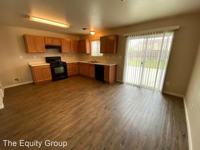 Foto del edificio - 3 br, 2 bath House - 4106 West  Elkhorn Ave