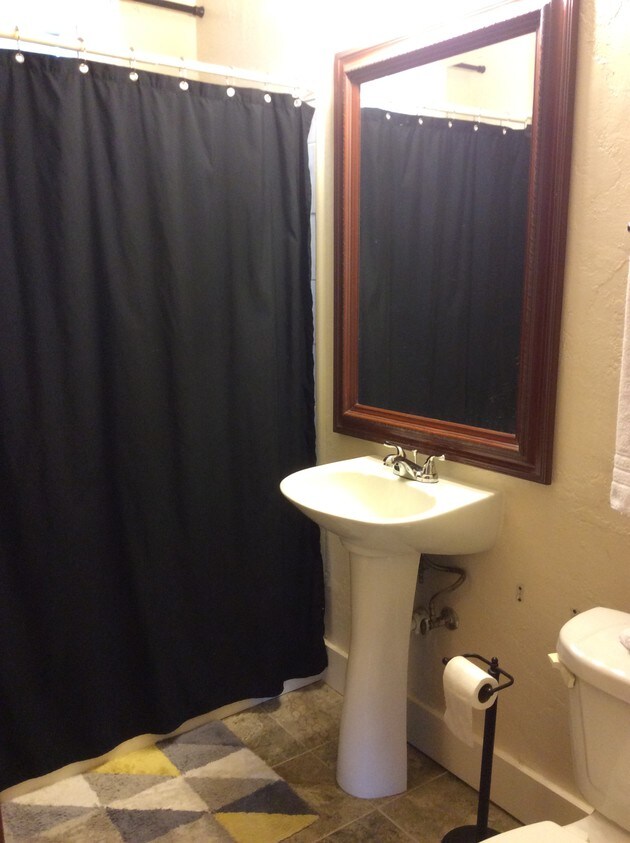 Foto principal - 134 NW 17th St