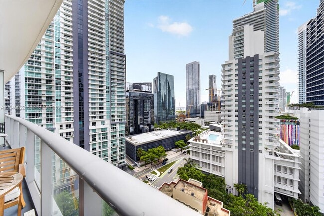 Building Photo - 1100 S Miami Ave