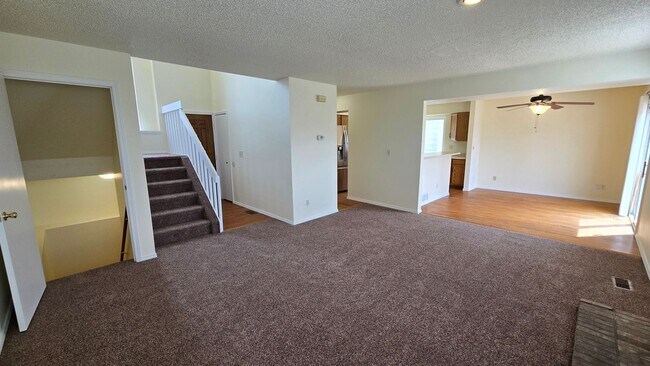 Foto del edificio - 3855 Blazingwood Way