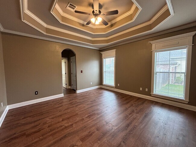 Foto del edificio - 4 BEDROOM BLANCHARDH HOME NEAR I49