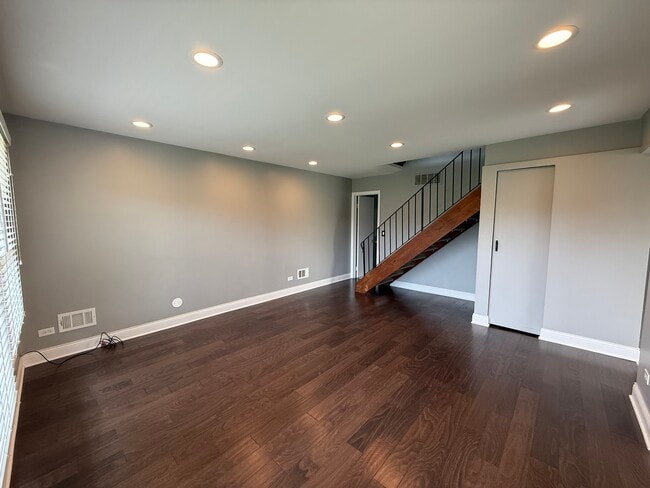 Building Photo - 1779 Queensbury Cir