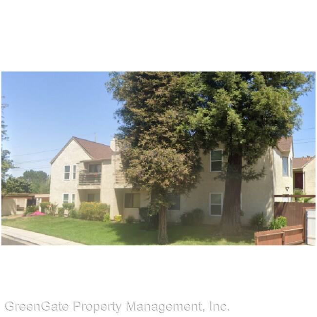 Foto del edificio - 390 Cherry Ln