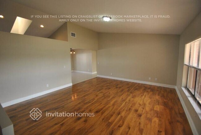 Foto del edificio - 13830 Geranium Pl