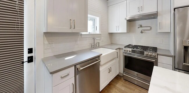 Building Photo - Brand New Construction South Philly Single...