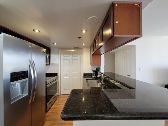 Foto del edificio - 3525 Sage Rd