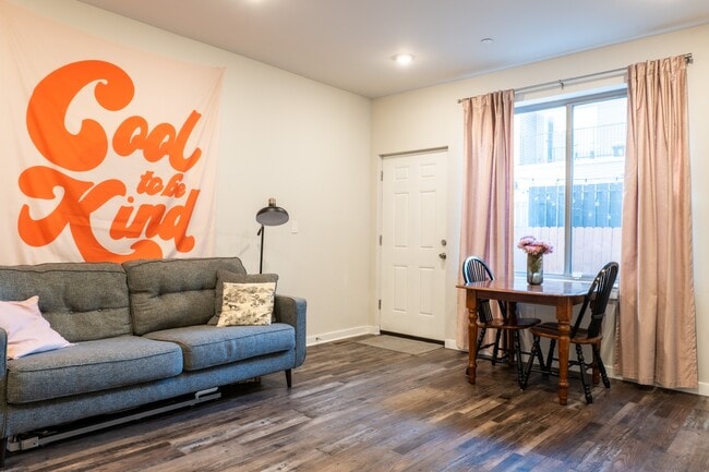 Foto del edificio - 3708 Haverford Ave