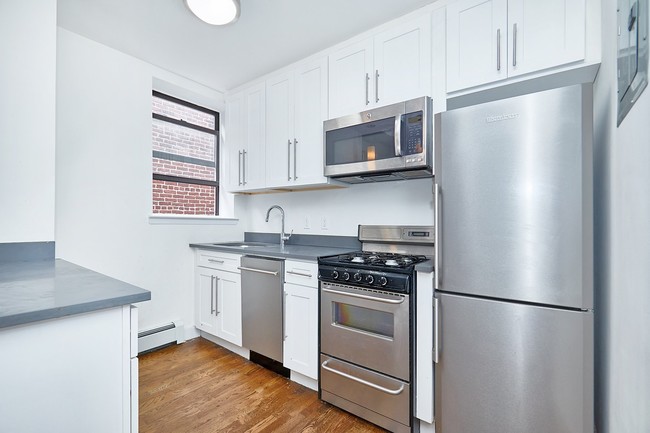 Building Photo - 315 West 113th Street