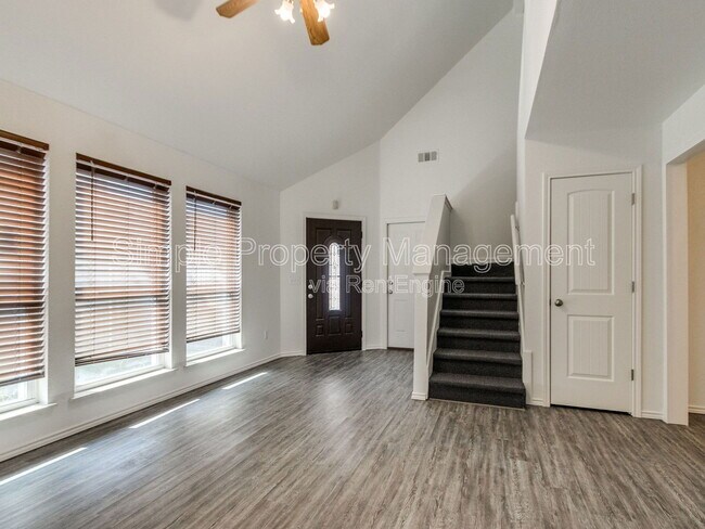 Foto del edificio - 1603 SW 23rd St